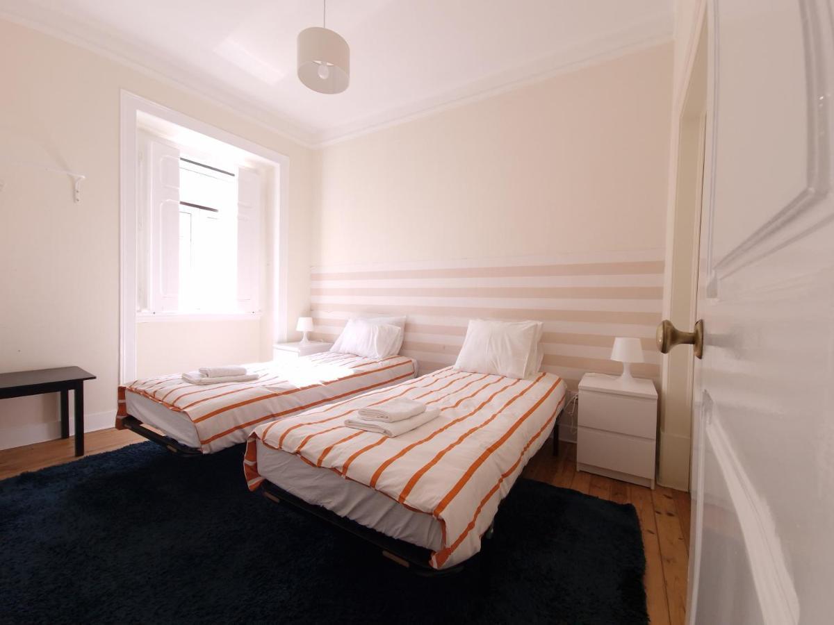 New! Cozy Apartment In The Center Lisbon Exterior photo